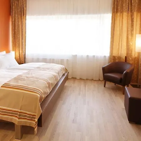 Hotel Lava - 24 H Check-in - Naehe Lkh, Landeskrankenhaus, Feldbach (Styria)